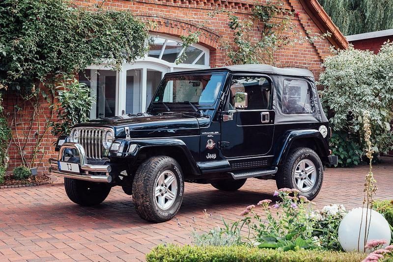 Gebraucht Jeep Wrangler Sahara 169 PS (124 kW) 2000 Schwarz SUV