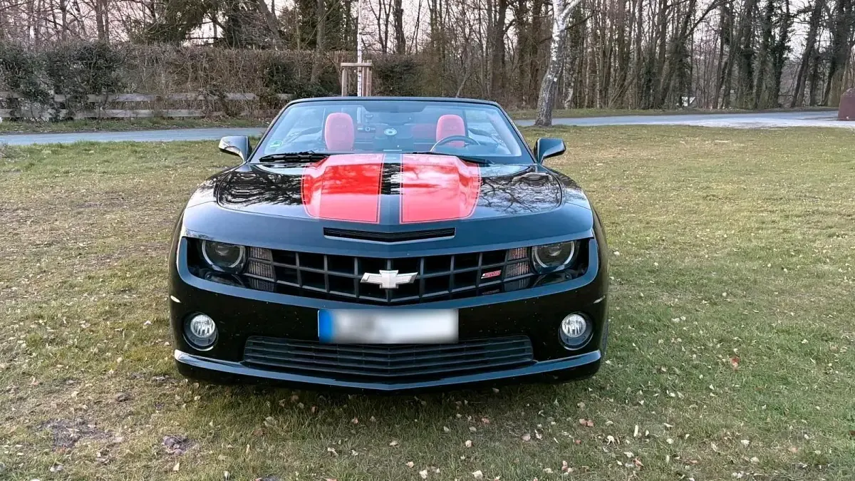 Gebraucht Chevrolet Camaro SS 405 PS (297 kW) 2011 Schwarz Cabrio