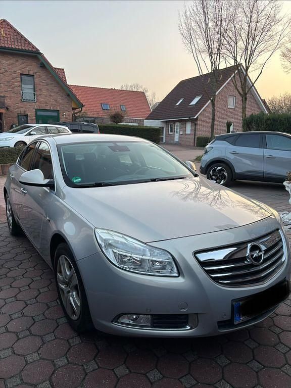 Gebraucht Opel Insignia 140 PS (102 kW) 2009 Grau Limousine
