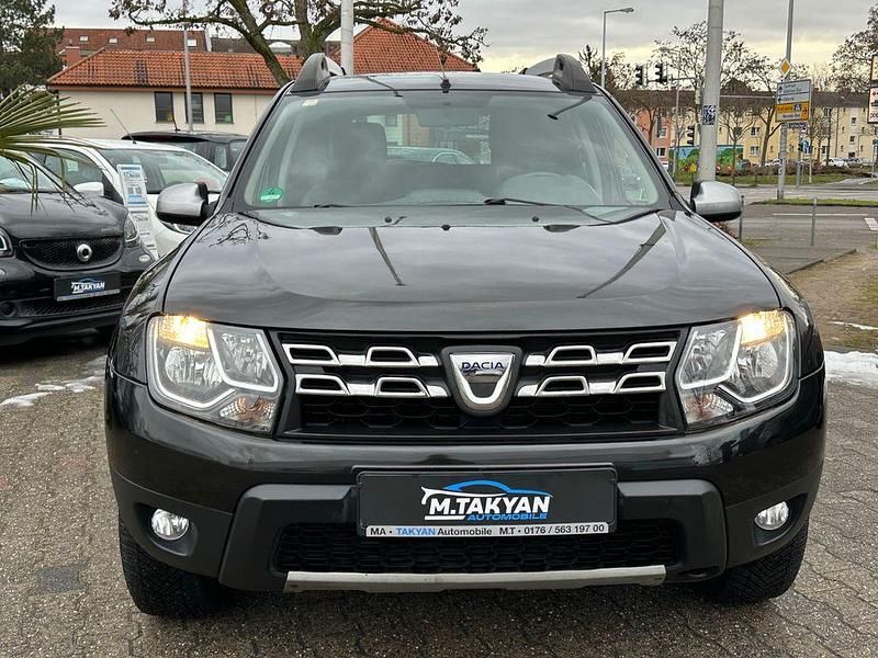Gebraucht Dacia Duster Lauréate 125 PS (91 kW) 2015 Schwarz SUV