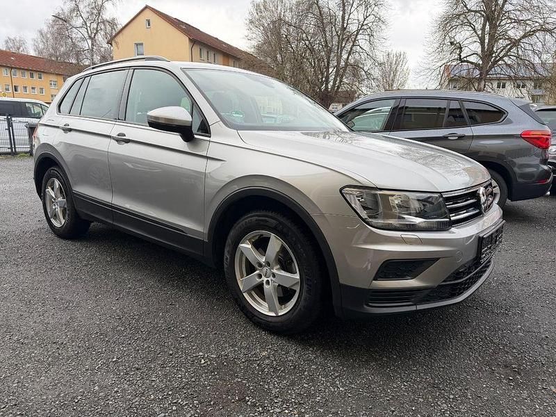 Gebraucht VW Tiguan Trendline 116 PS (85 kW) 2017 Silber SUV