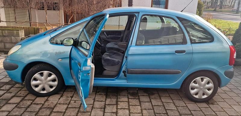 Gebraucht Citroën Xsara Picasso 115 PS (84 kW) 2000 Blau Van / Kleinbus