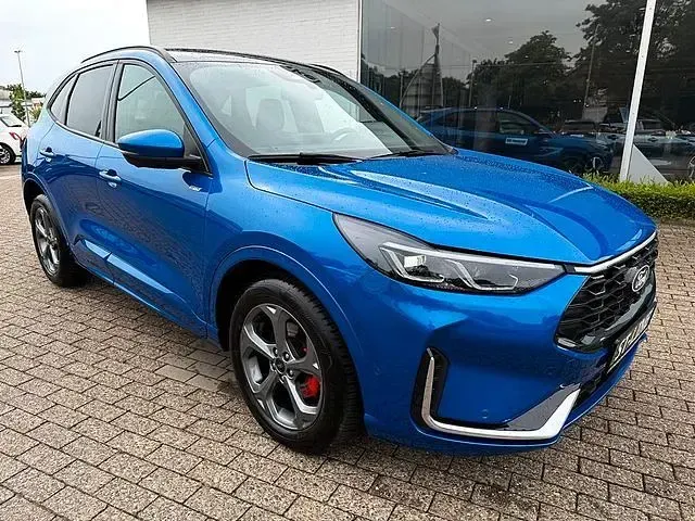 Gebraucht Ford Kuga ST-Line X 186 PS (136 kW) 2025 Blau SUV