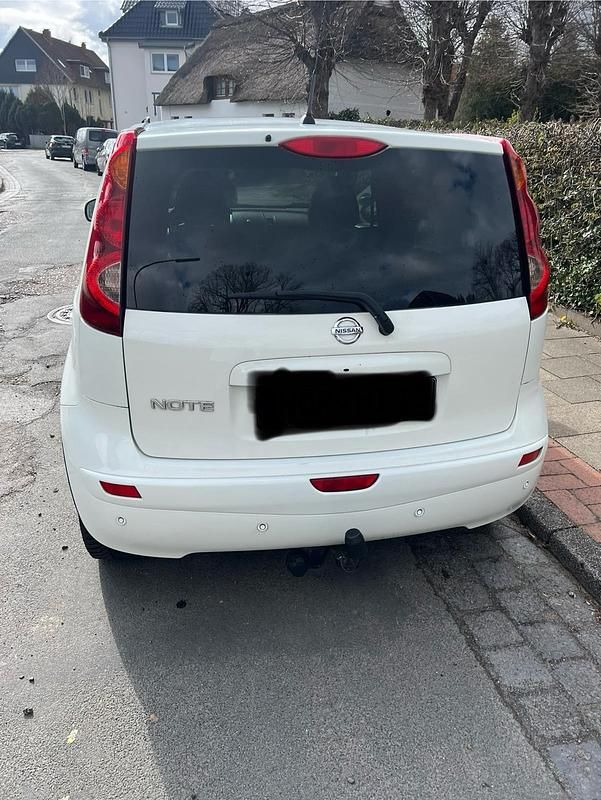 Gebraucht Nissan Note 88 PS (64 kW) 2012 Weiß Kleinwagen