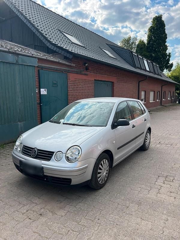 Silber Gebraucht 2002 VW Polo Kleinwagen | 300 € (Superpreis) - Bild 1/4