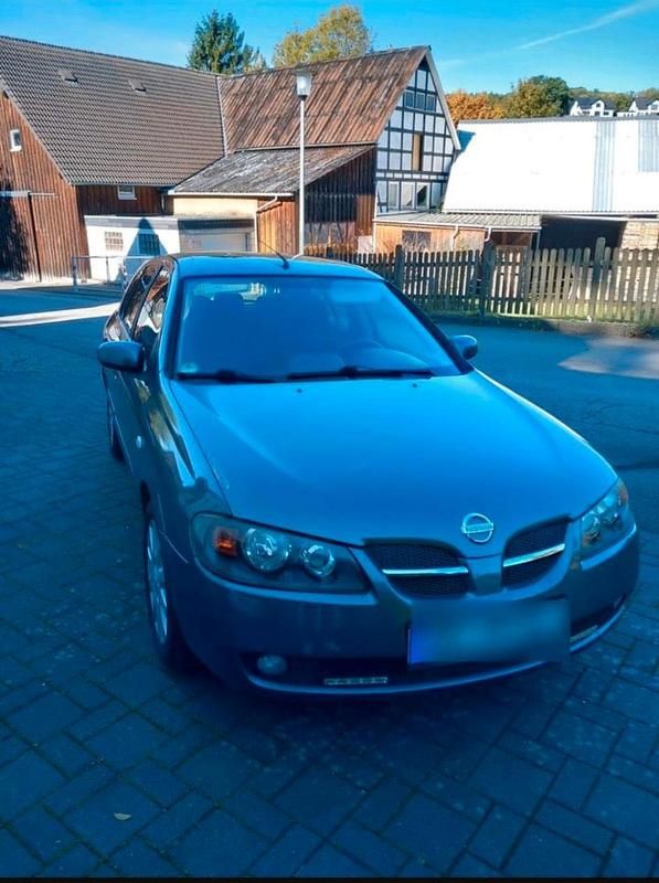 Grau Gebraucht 2005 Nissan Almera Nismo Limousine | 1.200 € - Bild 1/4