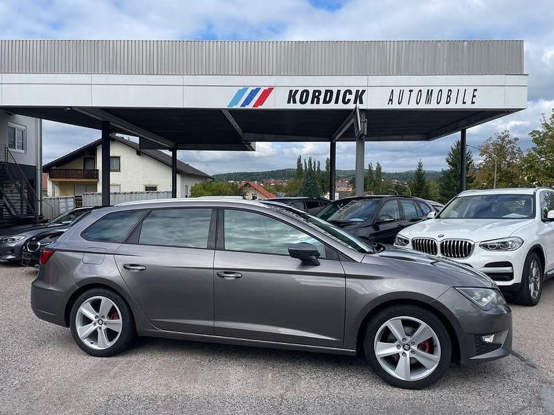 Second-hand Seat Leon ST 4Drive 150 CP (110 kW) 2016 Gri Break