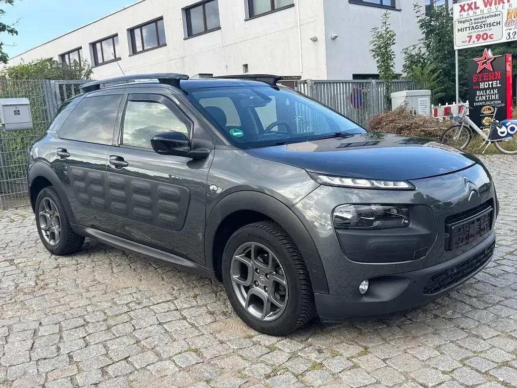 Gebraucht Citroën C4 Shine 82 PS (60 kW) 2015 Grau Limousine