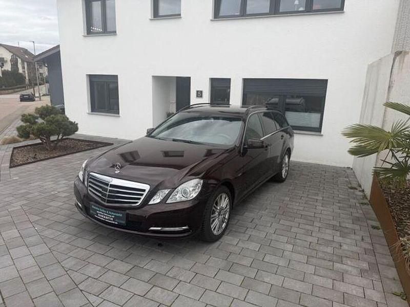 Gebraucht Mercedes E350 265 PS (194 kW) 2012 Braun Kombi