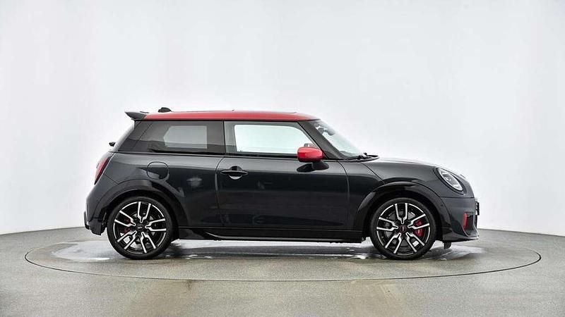 Gebraucht Mini John Cooper Works 231 PS (169 kW) 2025 Grau Kleinwagen