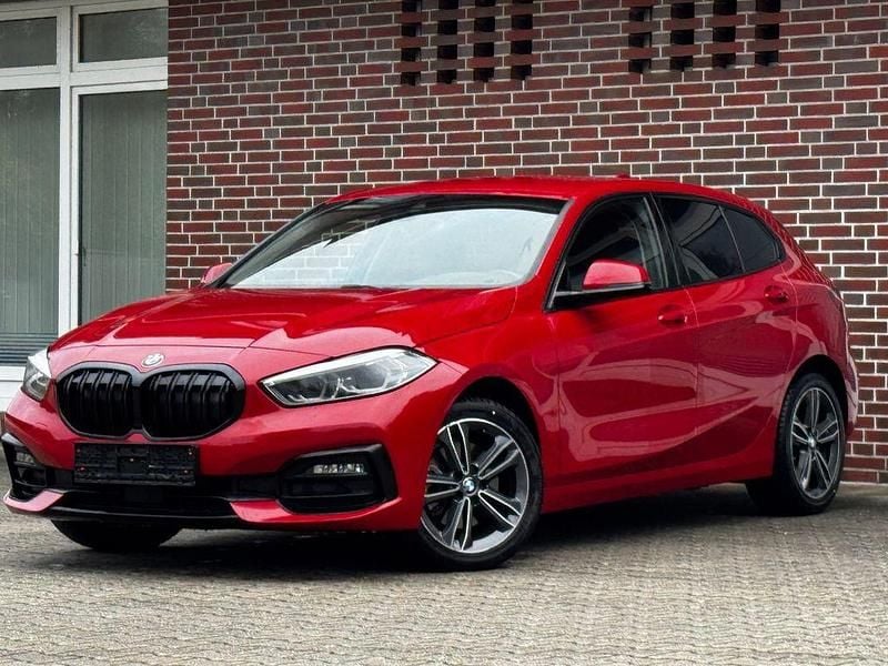 Gebraucht BMW 116 Shadowline 116 PS (85 kW) 2020 Melbournerot metallic Kleinwagen