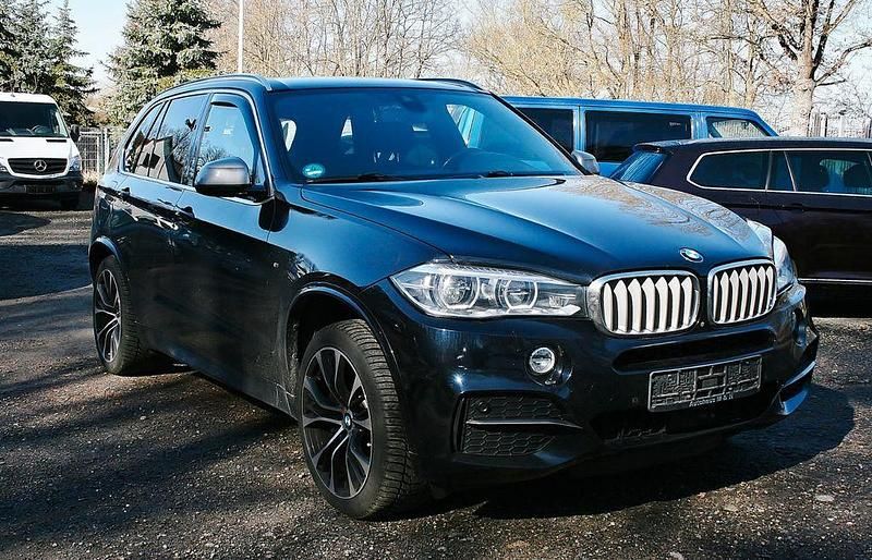 Gebraucht BMW X5 M50 Performance 381 PS (280 kW) 2016 Schwarz SUV