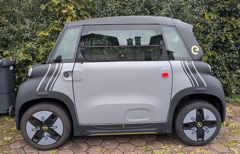 Grau Gebraucht 2022 Opel Rocks-e Rocks Kleinwagen | 7.100 € - Bild 1/4