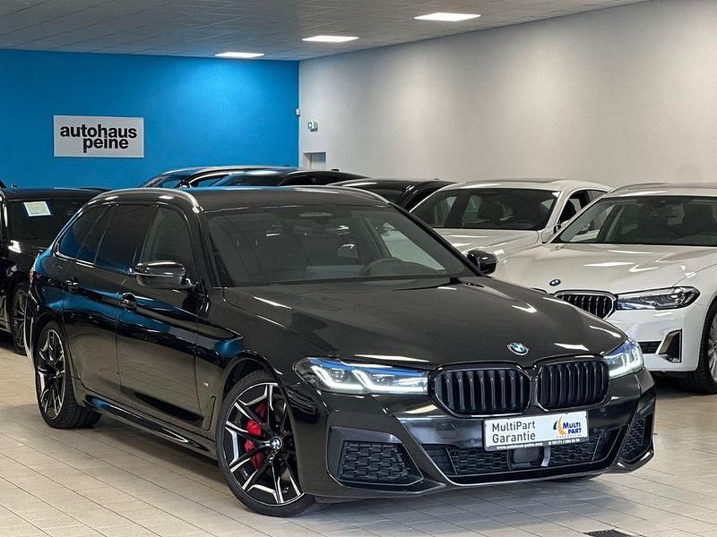 Schwarz Gebraucht 2022 BMW 530 M Sport Limousine | 42.999 € (Etwas zu teuer) - Bild 1/4