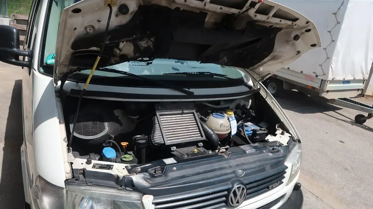 Gebraucht VW T4 102 PS (75 kW) 2001 Weiß Van