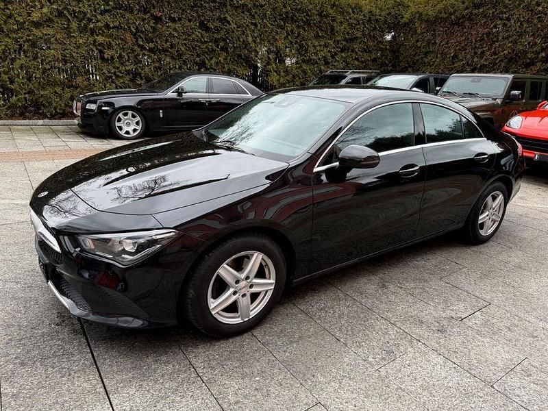 Gebraucht Mercedes CLA180 116 PS (85 kW) 2020 Schwarz Limousine