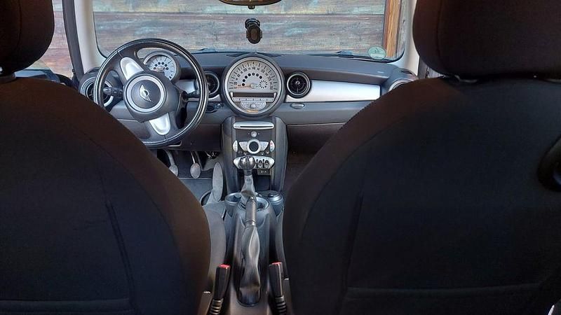 Gebraucht Mini Cooper 122 PS (89 kW) 2009 Schwarz Kleinwagen