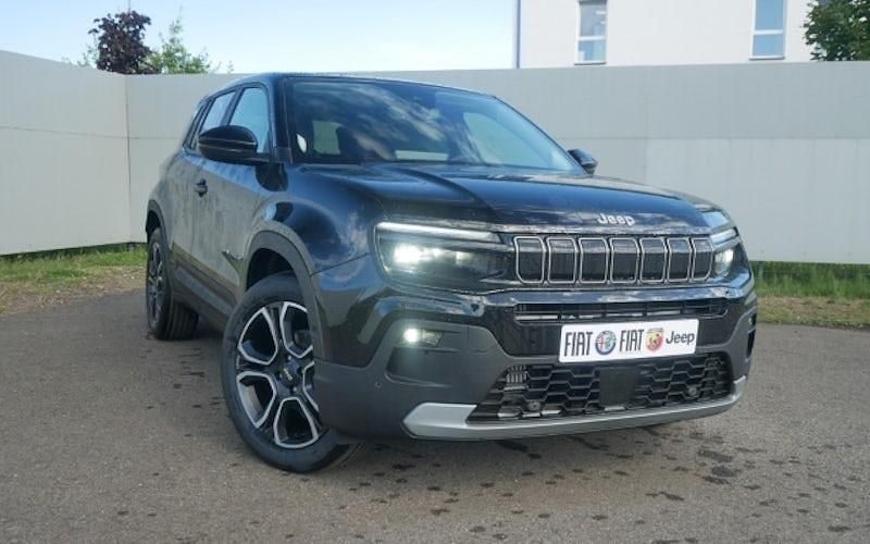 Neu Jeep Avenger Summit 100 PS (73 kW) 2025 Schwarz SUV