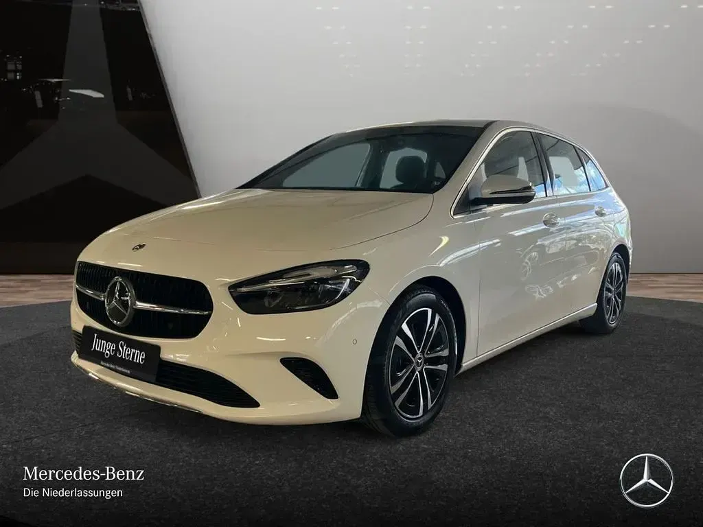 Gebraucht Mercedes B200 Progressive 163 PS (119 kW) 2025 Weiß Kleinwagen