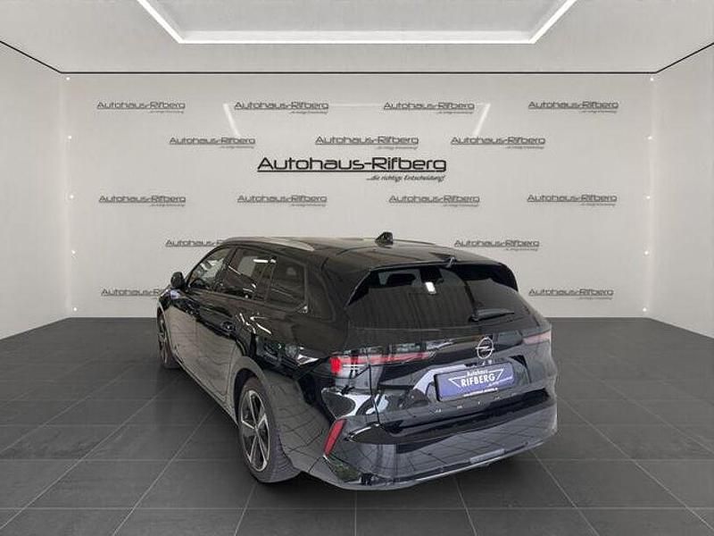 Gebraucht Opel Astra Elegance 131 PS (96 kW) 2024 Schwarz Limousine