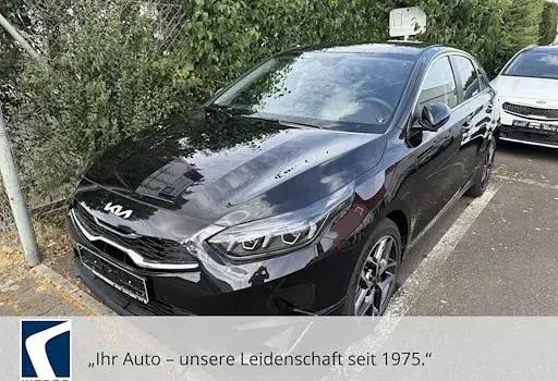 Neu Kia Ceed 140 PS (102 kW) 2025 Schwarz Kleinwagen