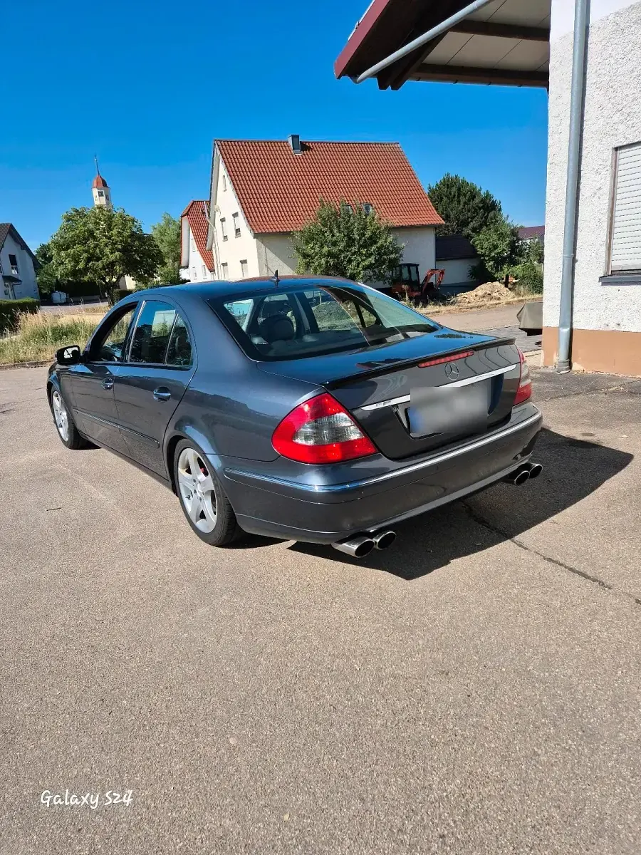 Gebraucht Mercedes E350 292 PS (214 kW) 2008 Andere farben Limousine
