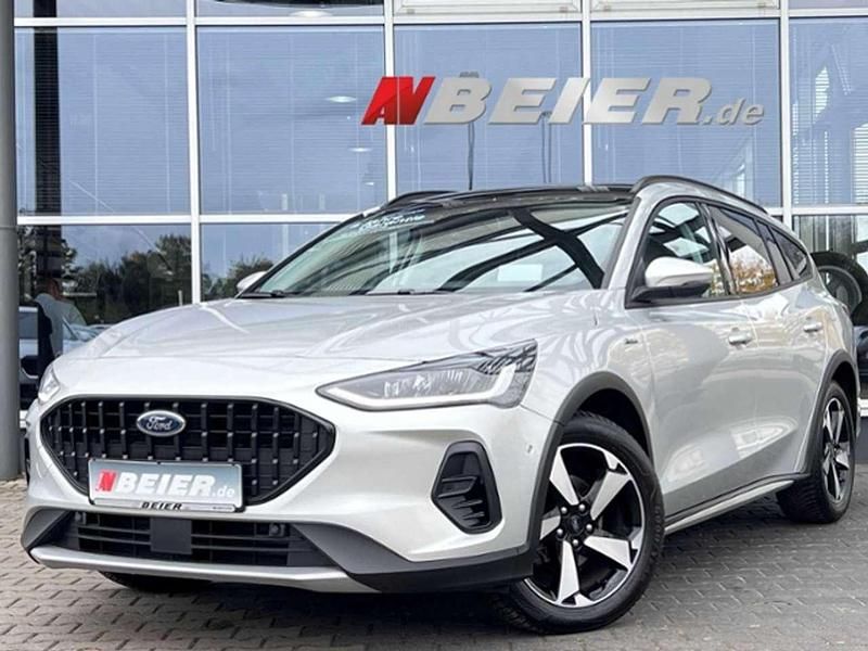Polarsilber metallic Gebraucht 2024 Ford Focus Active X Kombi | 25.390 € (Fairer Preis) - Bild 1/4