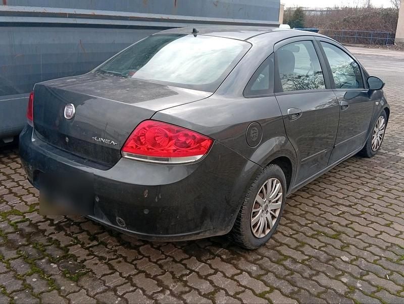 Gebraucht Fiat Linea 120 PS (88 kW) 2008 Grau Limousine