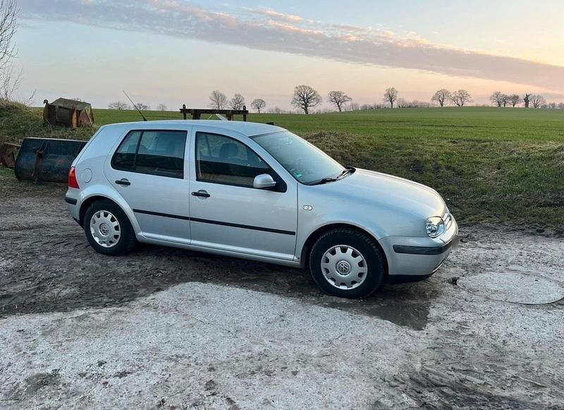 Gebraucht VW Golf IV 100 PS (73 kW) 2000 Grau Kleinwagen