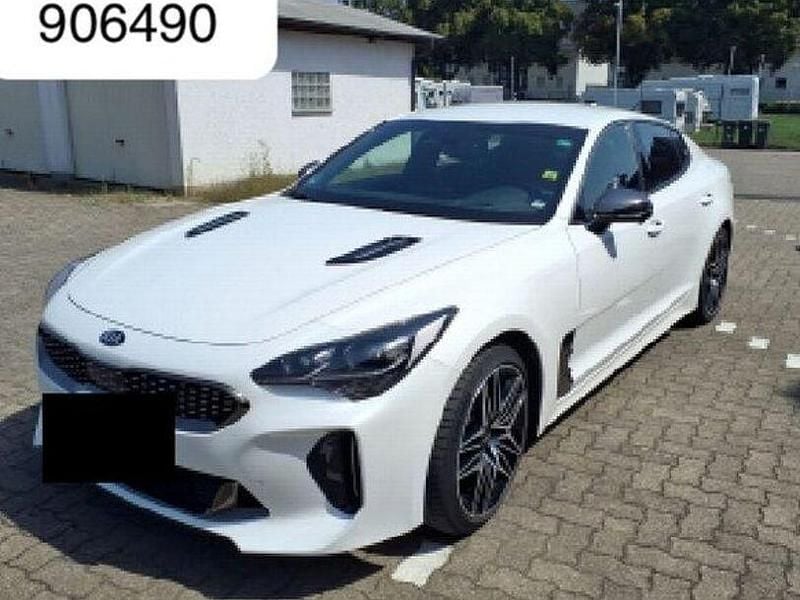 Weiß Gebraucht 2021 Kia Stinger Limousine | 30.940 € (Superpreis) - Bild 1/4