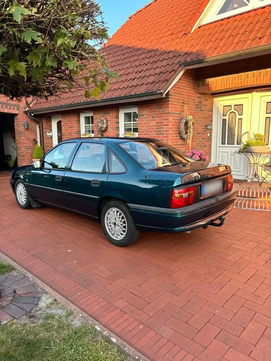 Gebraucht Opel Vectra 75 PS (55 kW) 1995 Grün Limousine