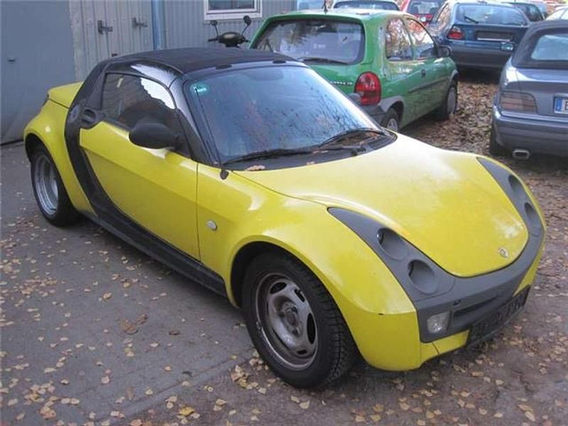 Gelb Gebraucht 2004 Smart ForTwo Cabrio Cabrio | 3.490 € (Teuer) - Bild 1/4