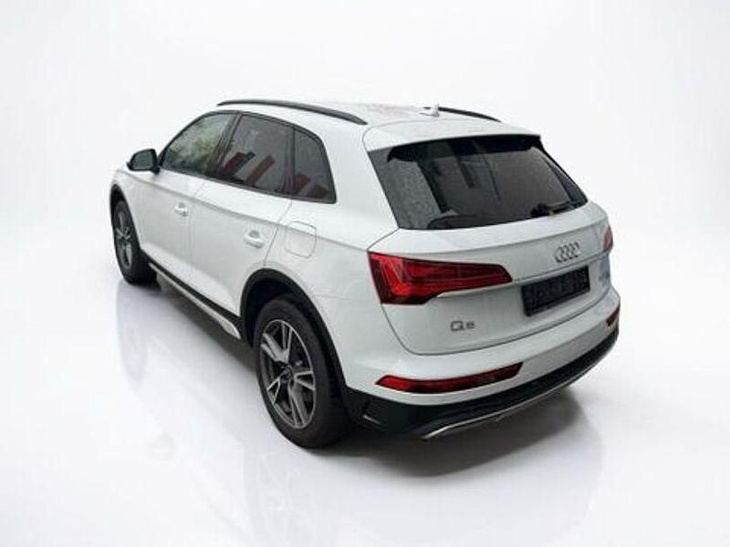 Gebraucht Audi Q5 Basis 204 PS (150 kW) 2021 Schwarz SUV