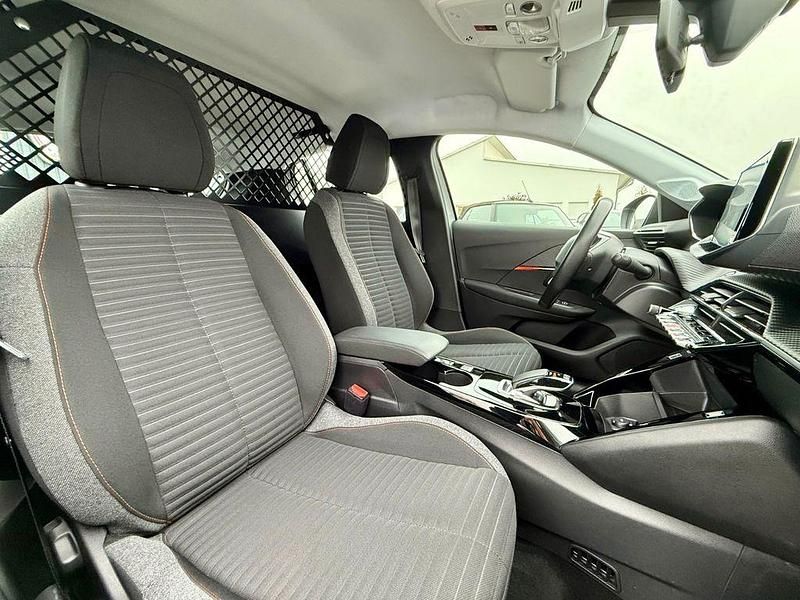 Gebraucht Peugeot 208 Business-Line 100 kW (136 PS) 2020 Weiß Kleinwagen