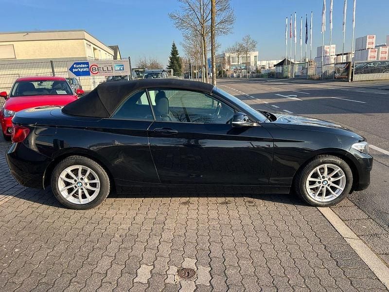 Gebraucht BMW 218 Performance 136 PS (100 kW) 2016 Schwarz Cabrio
