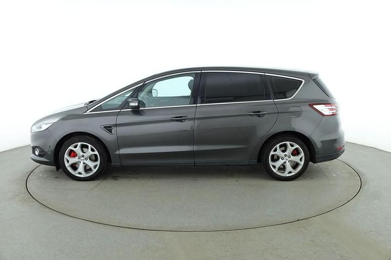 Gebraucht Ford S-MAX Titanium 180 PS (132 kW) 2016 Grau Van / Kleinbus