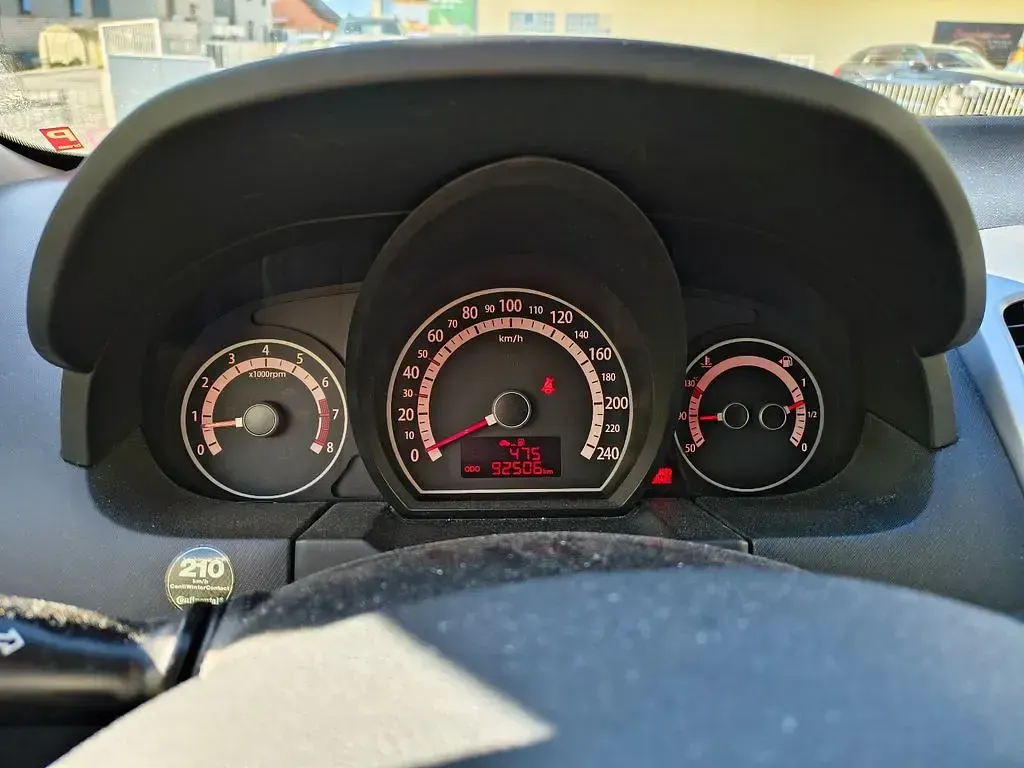 Second-hand Kia Ceed 90 CP (66 kW) 2010 Albastru Hatchback