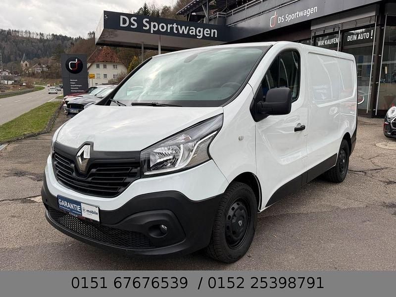 Gebraucht Renault Trafic Komfort 121 PS (88 kW) 2018 Weiß Van / Kleinbus