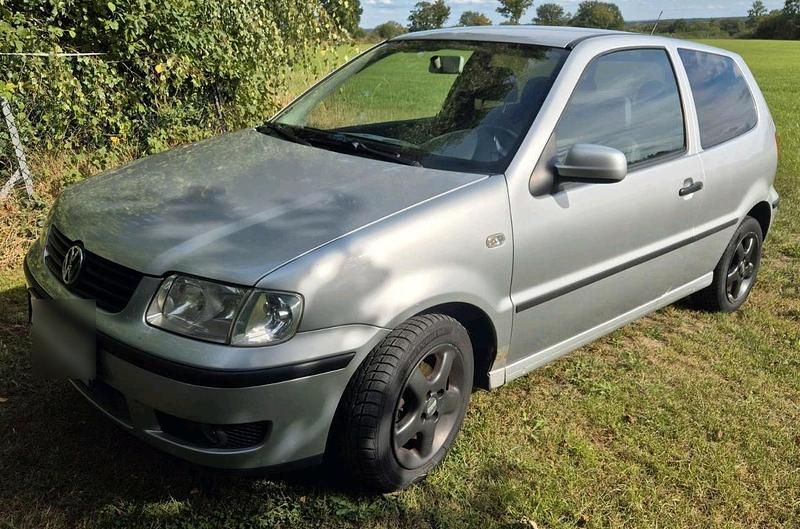 Silber Gebraucht 2001 VW Polo Kleinwagen | 740 € (Guter Preis) - Bild 1/4