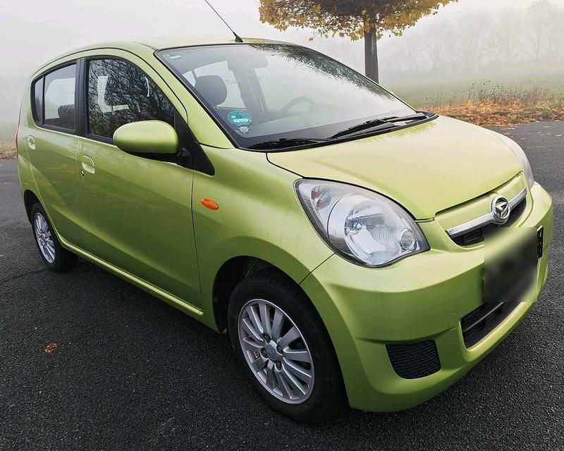 Grün Gebraucht 2008 Daihatsu Cuore Kleinwagen | 1.500 € (Fairer Preis) - Bild 1/4