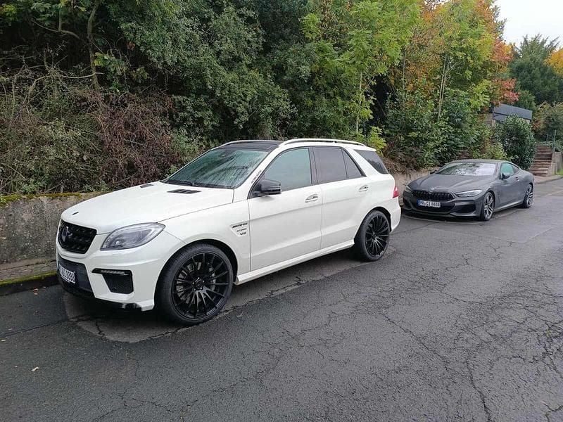 Gebraucht Mercedes ML63 AMG AMG 525 PS (386 kW) 2012 Weiß SUV