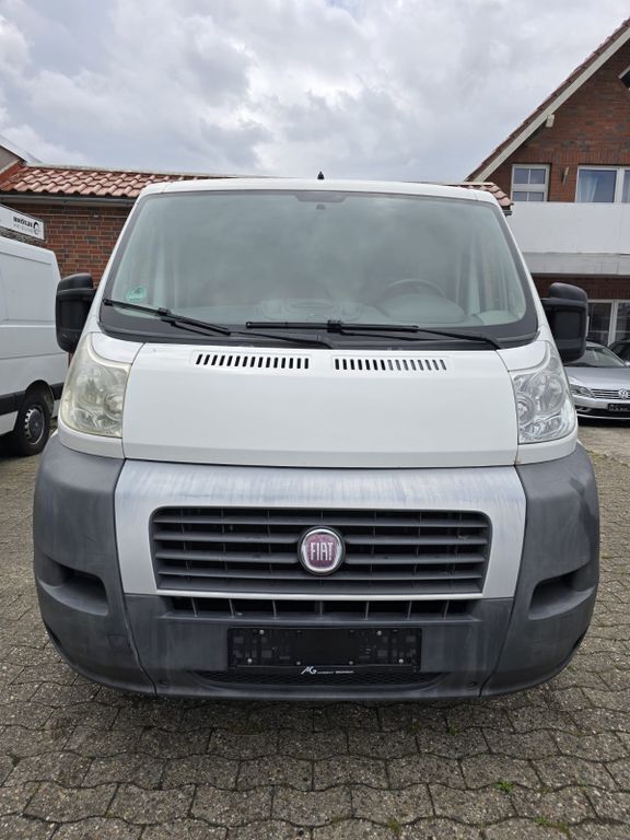 Weiß Gebraucht 2011 Fiat Ducato Van | 5.500 € (Fairer Preis) - Bild 1/4