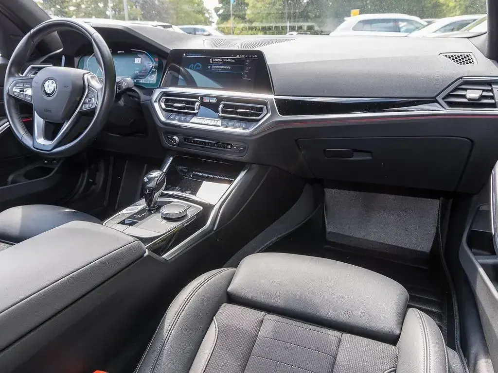 Gebraucht BMW 330e Shadowline 252 PS (185 kW) 2021 Schwarz ii Kombi
