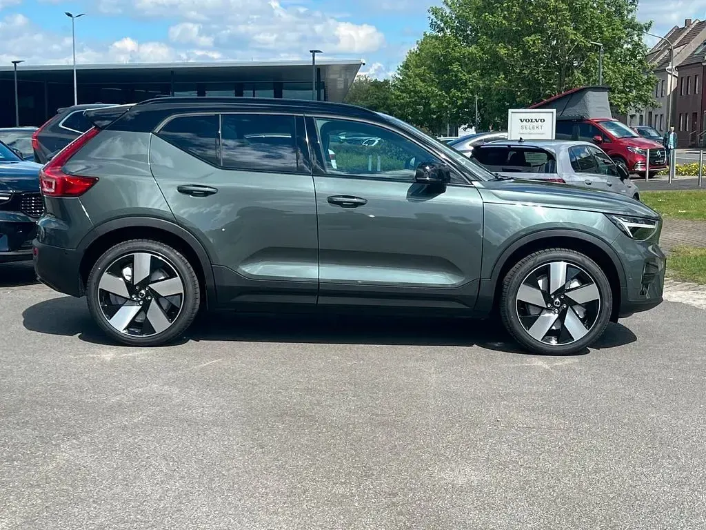 Gebraucht Volvo EX40 Plus 185 kW (252 PS) 2026 Grün SUV