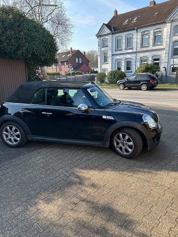 Gebraucht Mini Cooper S Cabriolet 174 PS (127 kW) 2010 Schwarz Cabrio