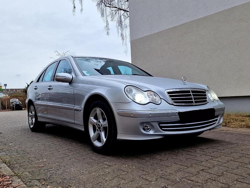 Gebraucht Mercedes C280 231 PS (169 kW) 2005 Grau Limousine