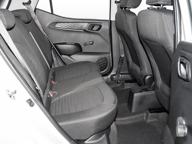 Gebraucht Hyundai i10 Select 67 PS (49 kW) 2022 Weiß Kleinwagen