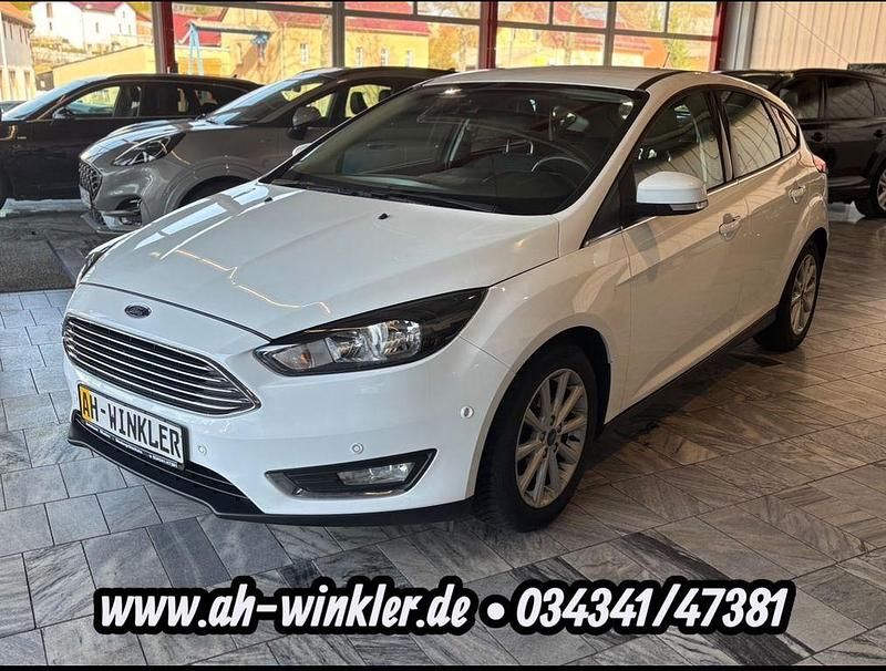 Gebraucht Ford Focus Titanium 120 PS (88 kW) 2017 Weiß Limousine