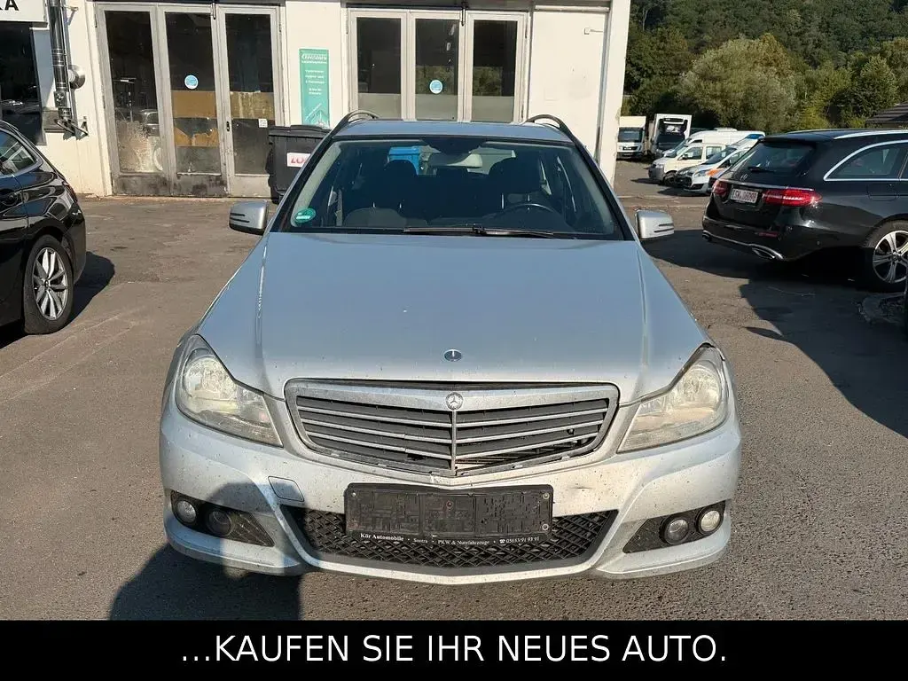 Gebraucht Mercedes C200 136 PS (100 kW) 2012 Silber Kombi