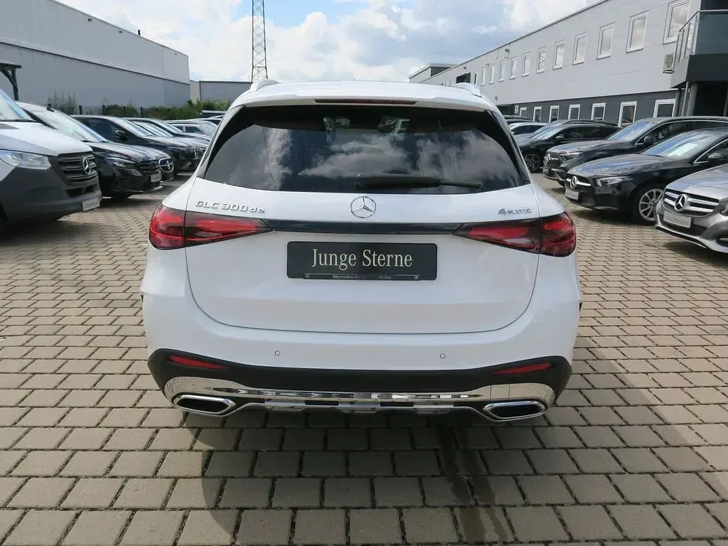 Gebraucht Mercedes GLC300de AMG line 197 PS (144 kW) 2025 Weiß SUV